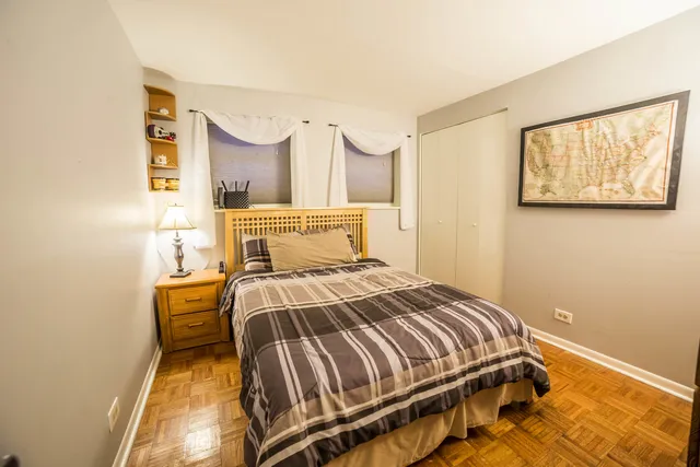 $2,200 | 2912 North Halsted Street, Unit G, Chicago, IL 60657