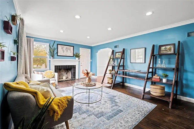 $215,000 | 1719 East 76th Street, Kansas City, MO 64131