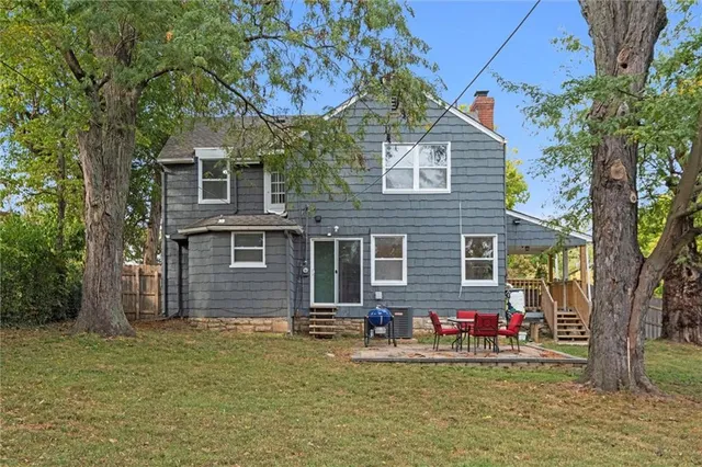 $215,000 | 1719 East 76th Street, Kansas City, MO 64131