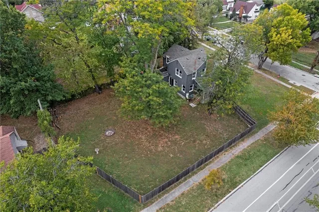 $215,000 | 1719 East 76th Street, Kansas City, MO 64131