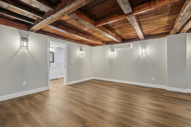 $649,977 | 1 Rounseville Road, Rochester, MA 02770