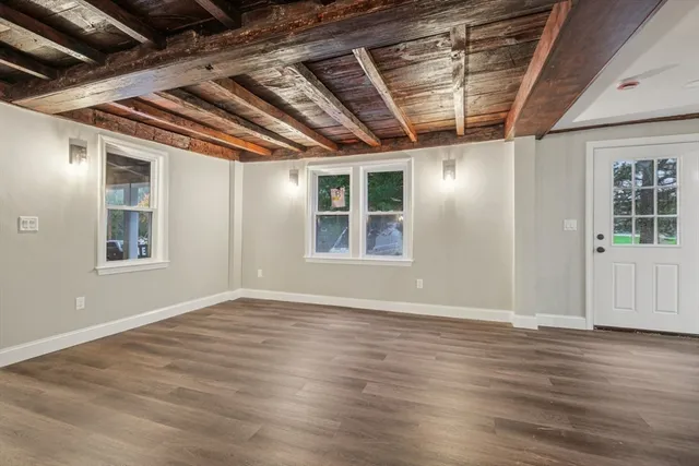 $649,977 | 1 Rounseville Road, Rochester, MA 02770