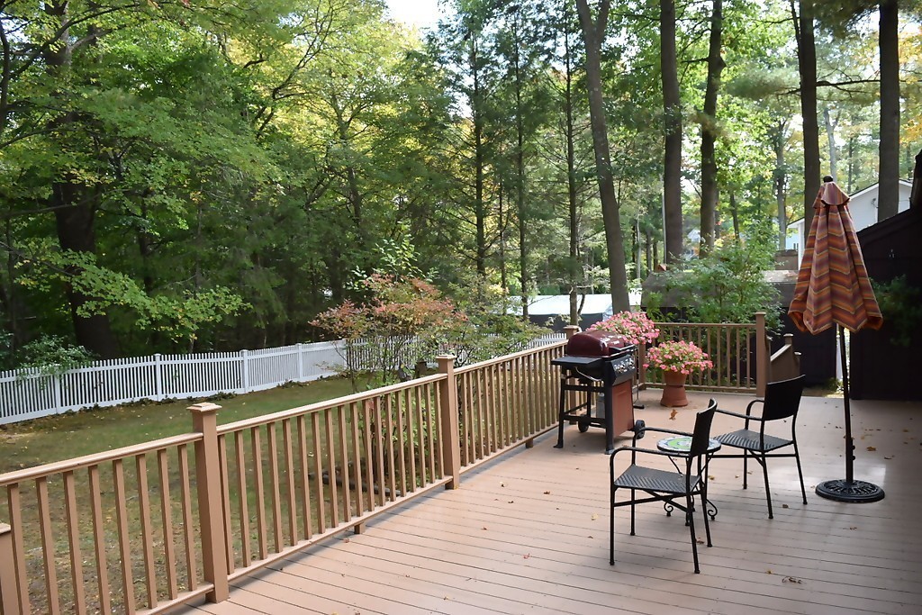 6 Noble Hill Road Beverly, MA 01915 - Photo 4 of 23 Gallery Image 4