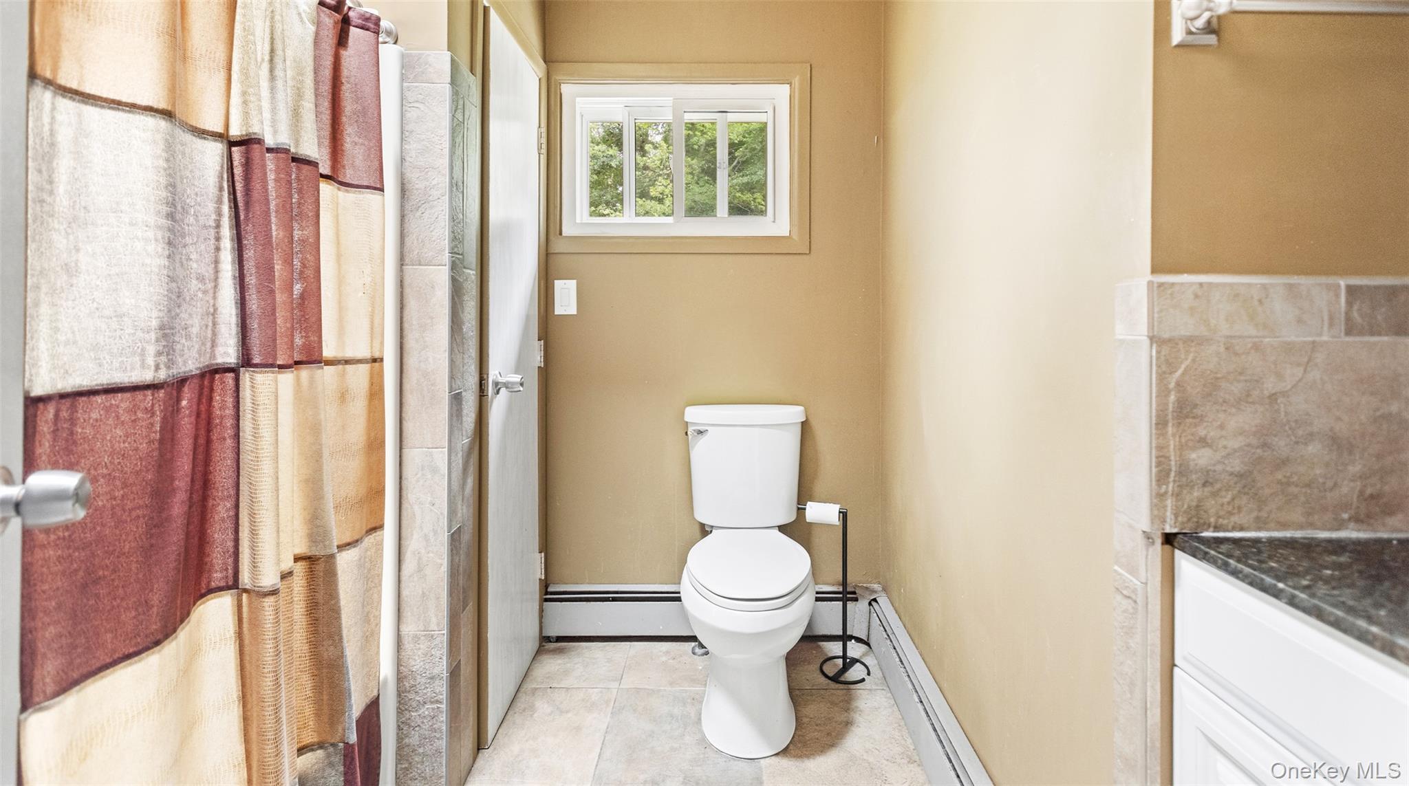10 Eagle Drive Ridge, NY 11961 - Photo 14 of 20 1st floor bathroom