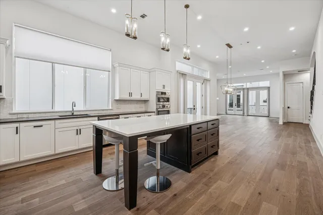 $4,900 | 1659 Bingle Road, Houston, TX 77055