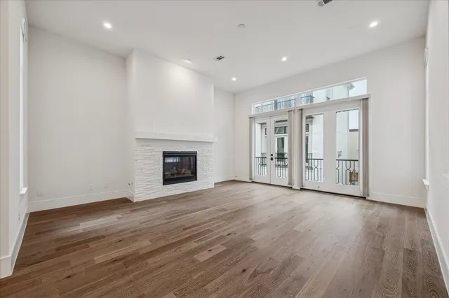 $4,900 | 1659 Bingle Road, Houston, TX 77055