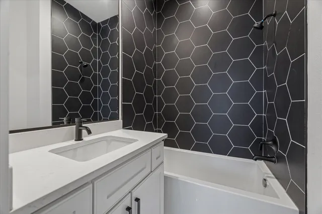 $4,900 | 1659 Bingle Road, Houston, TX 77055