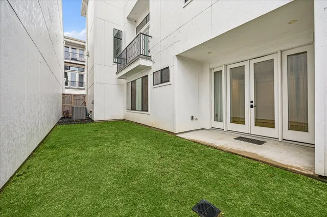 $4,900 | 1659 Bingle Road, Houston, TX 77055