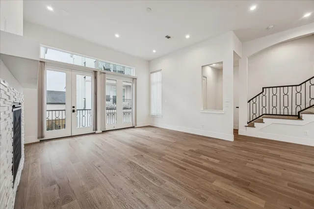 $4,900 | 1659 Bingle Road, Houston, TX 77055