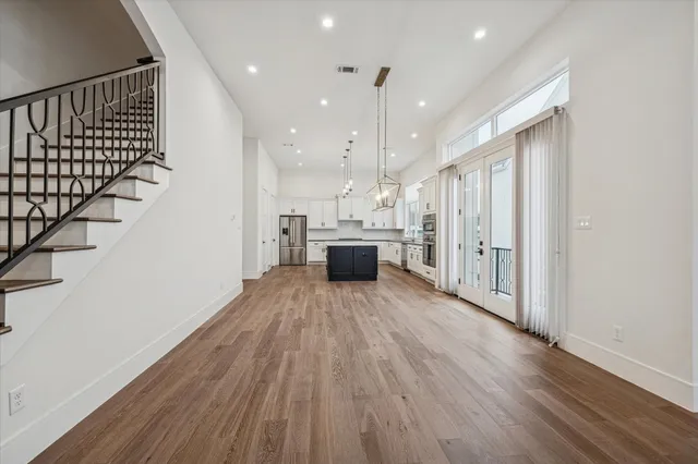 $4,900 | 1659 Bingle Road, Houston, TX 77055