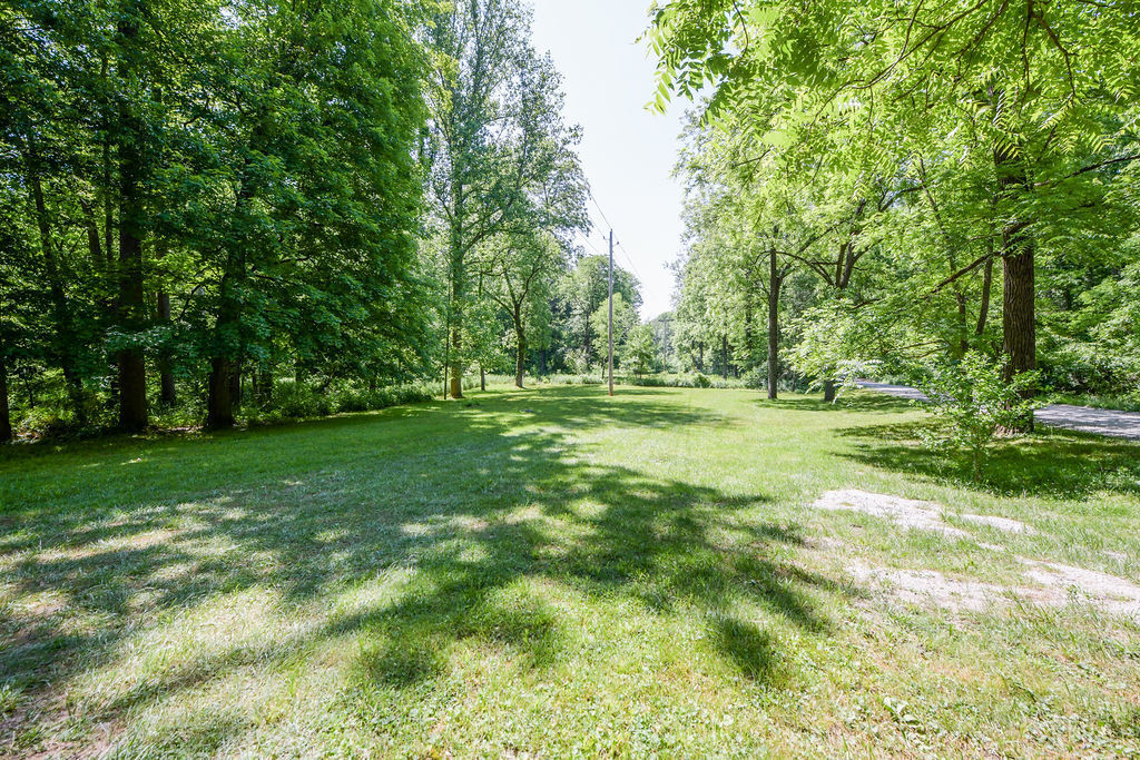 815 Keeler Road Spencer, IN 47460 - Photo 3 of 41