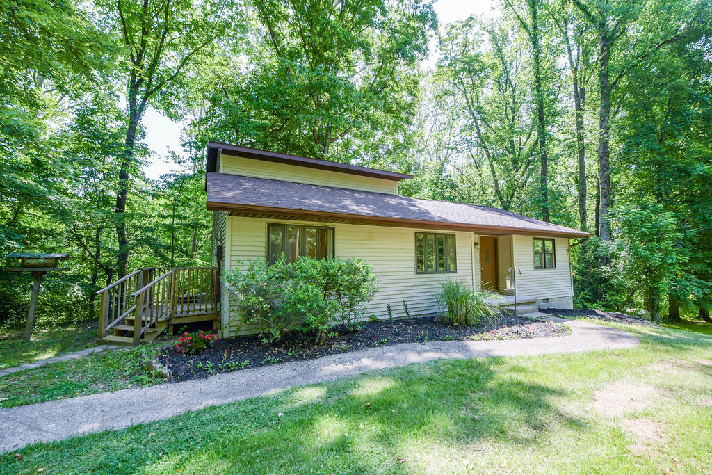 815 Keeler Road Spencer, IN 47460 - Photo 4 of 41