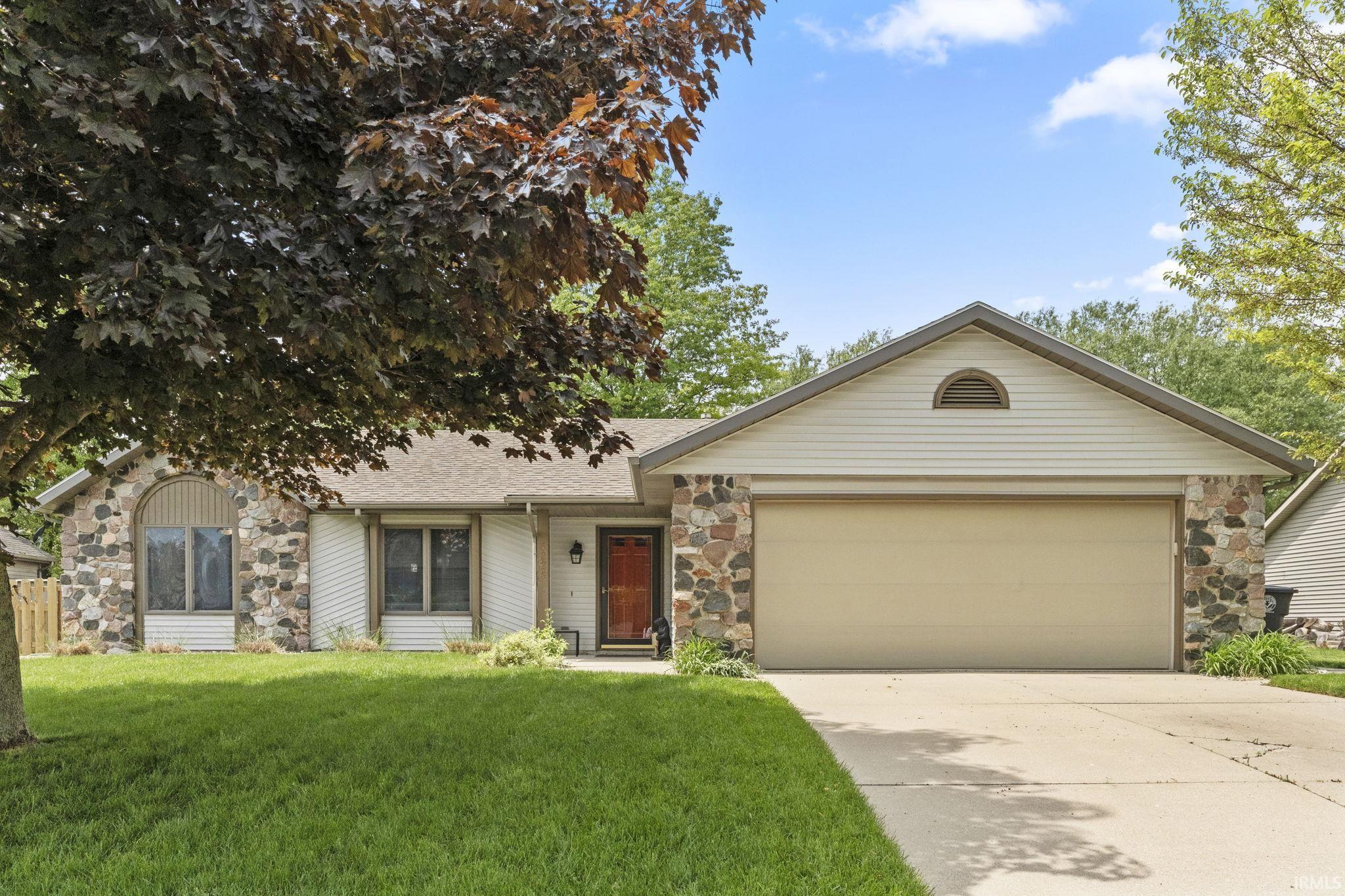 6224 Shadow Ridge Run Fort Wayne, IN 46804 - Photo 1 of 36 Gallery Image 1