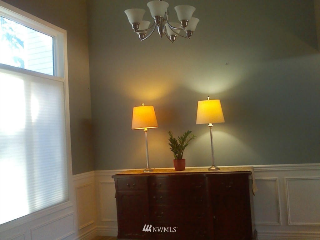 2312 241st Street Southeast Bothell, WA 98021 - Photo 7 of 9