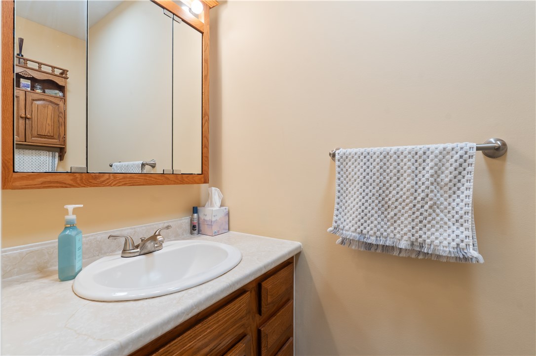 34 Van Renssalaer Street Seneca Falls, NY 13148 - Photo 42 of 49