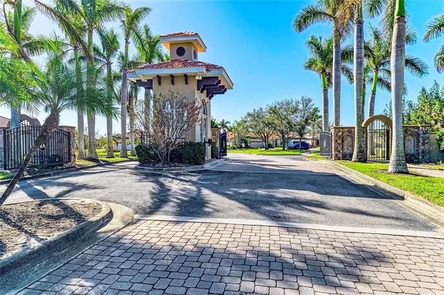 $3,000 | 2084 La Palma Avenue, Port Charlotte, FL 33953