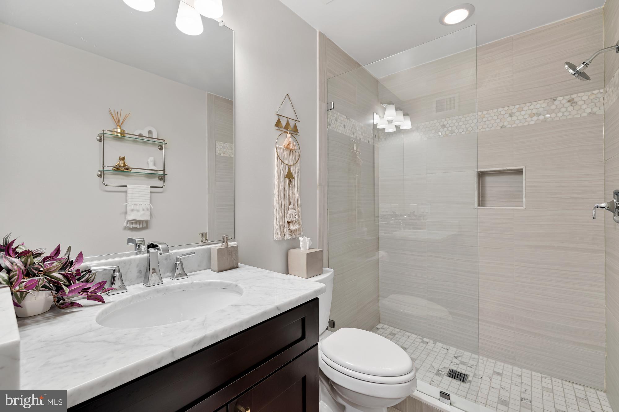 2026 North Capitol Street Northwest, Unit 1 Washington, DC 20002 - Photo 18 of 44