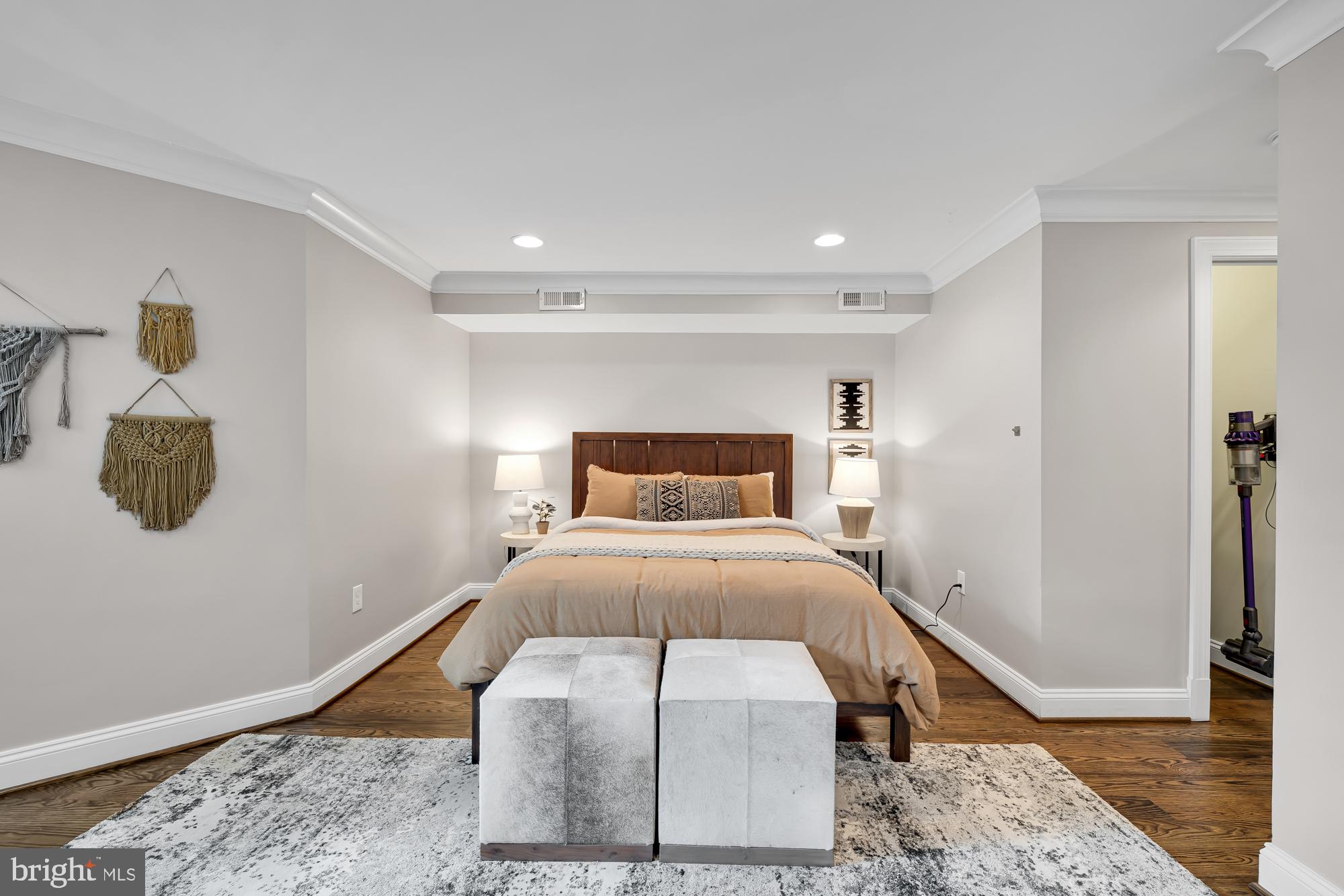 2026 North Capitol Street Northwest, Unit 1 Washington, DC 20002 - Photo 20 of 44