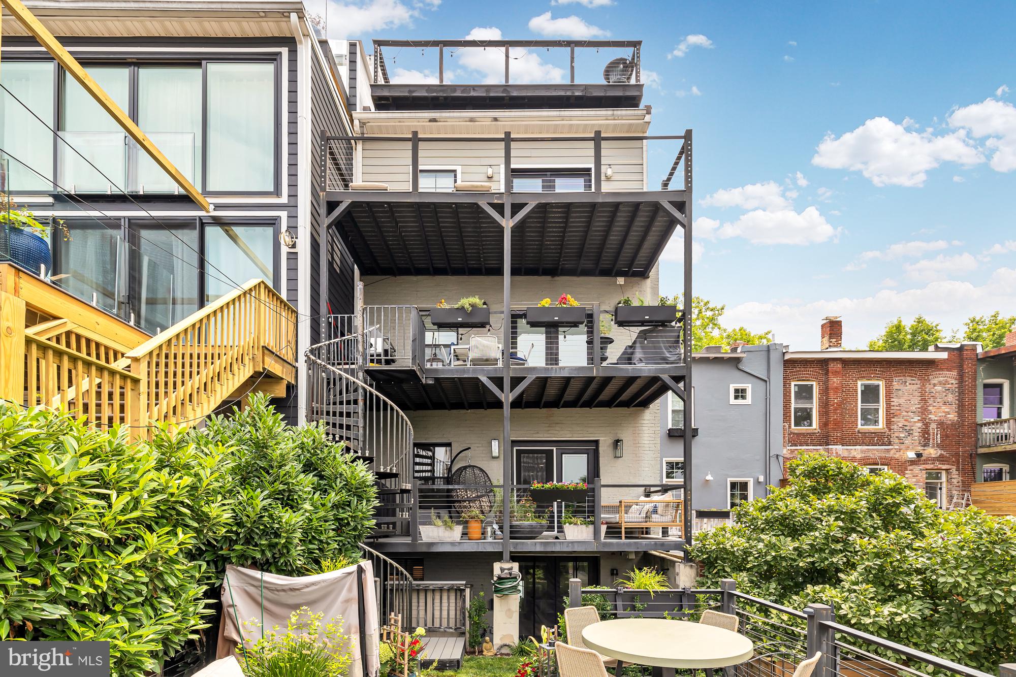 2026 North Capitol Street Northwest, Unit 1 Washington, DC 20002 - Photo 39 of 44