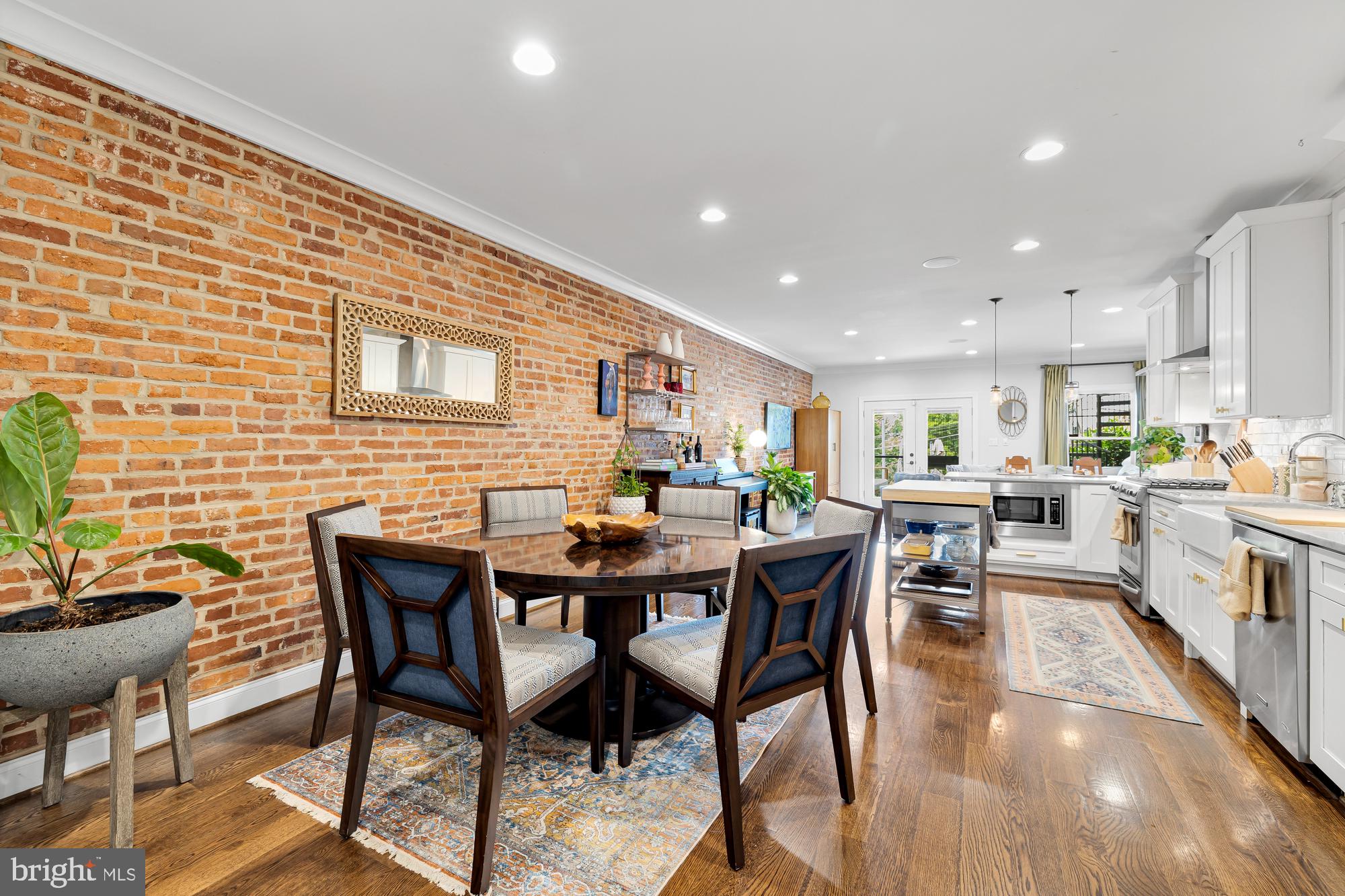 2026 North Capitol Street Northwest, Unit 1 Washington, DC 20002 - Photo 5 of 44