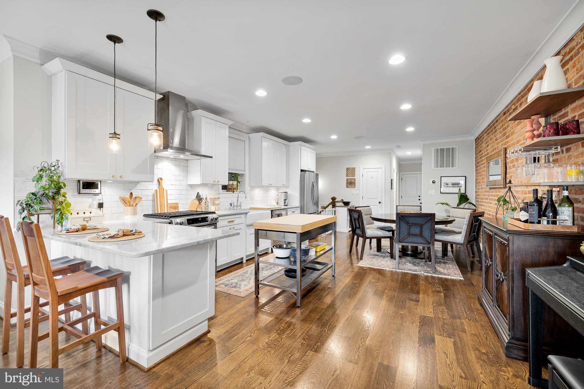 2026 North Capitol Street Northwest, Unit 1 Washington, DC 20002 - Photo 10 of 44