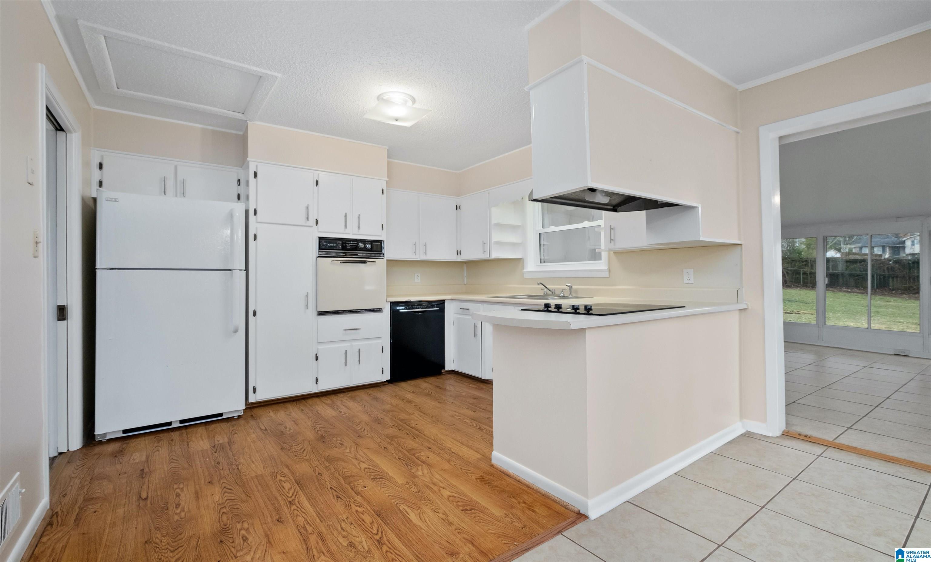 3404 Ridge Dell Circle Birmingham, AL 35243 - Photo 11 of 33