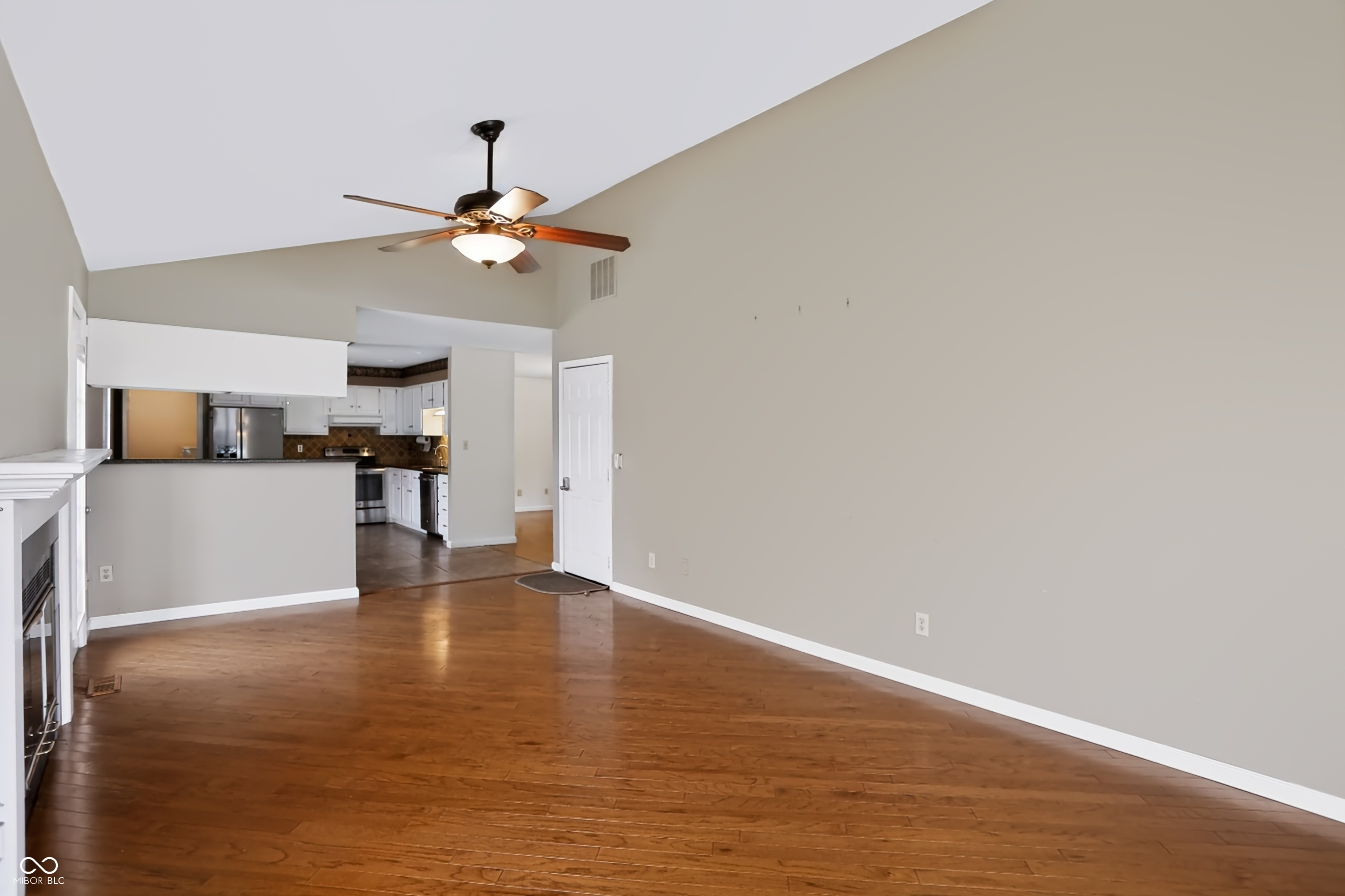 1186 Madrid Road Greenwood, IN 46143 - Photo 8 of 53