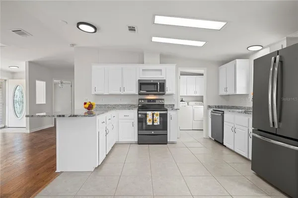 $190,000 | 1000 Kings Highway, Unit 111, Port Charlotte, FL 33980