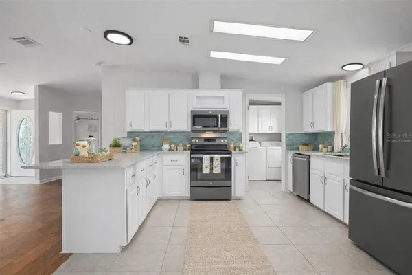 $190,000 | 1000 Kings Highway, Unit 111, Port Charlotte, FL 33980