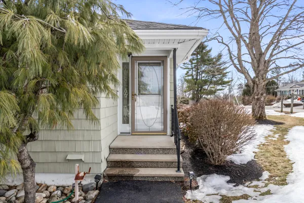 $765,000 | 112 Old Lisbon Road, Lewiston, ME 04240