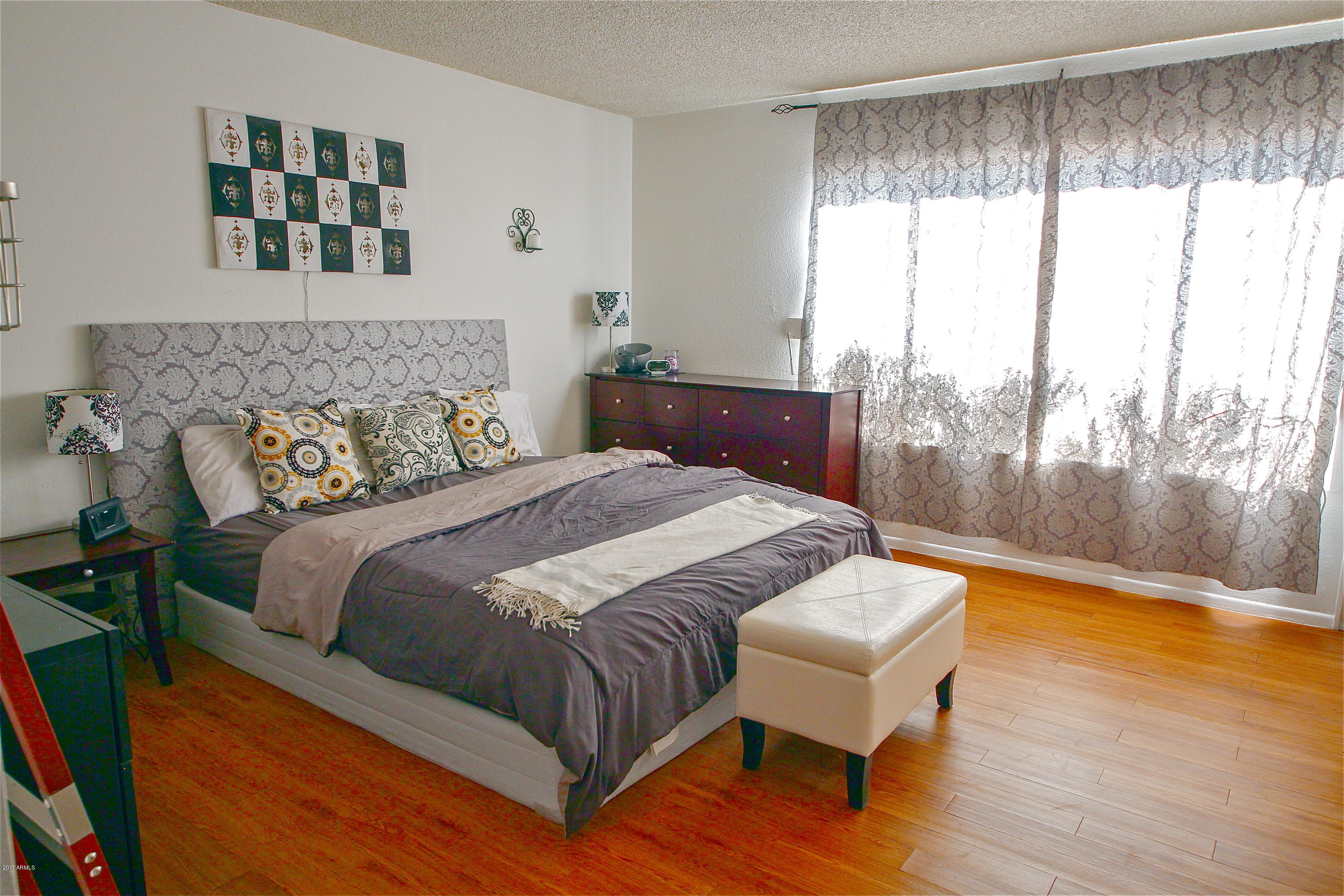 4222 East Apollo Road Phoenix, AZ 85042 - Photo 7 of 17 Master