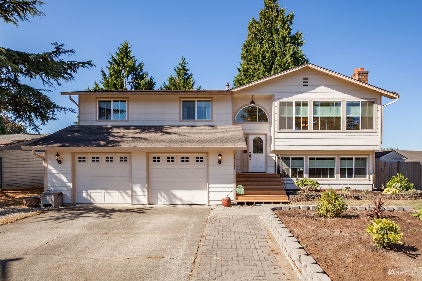 19711 144th Place Southeast Renton, WA 98058 - Photo 1 of 33 Gallery Image 1