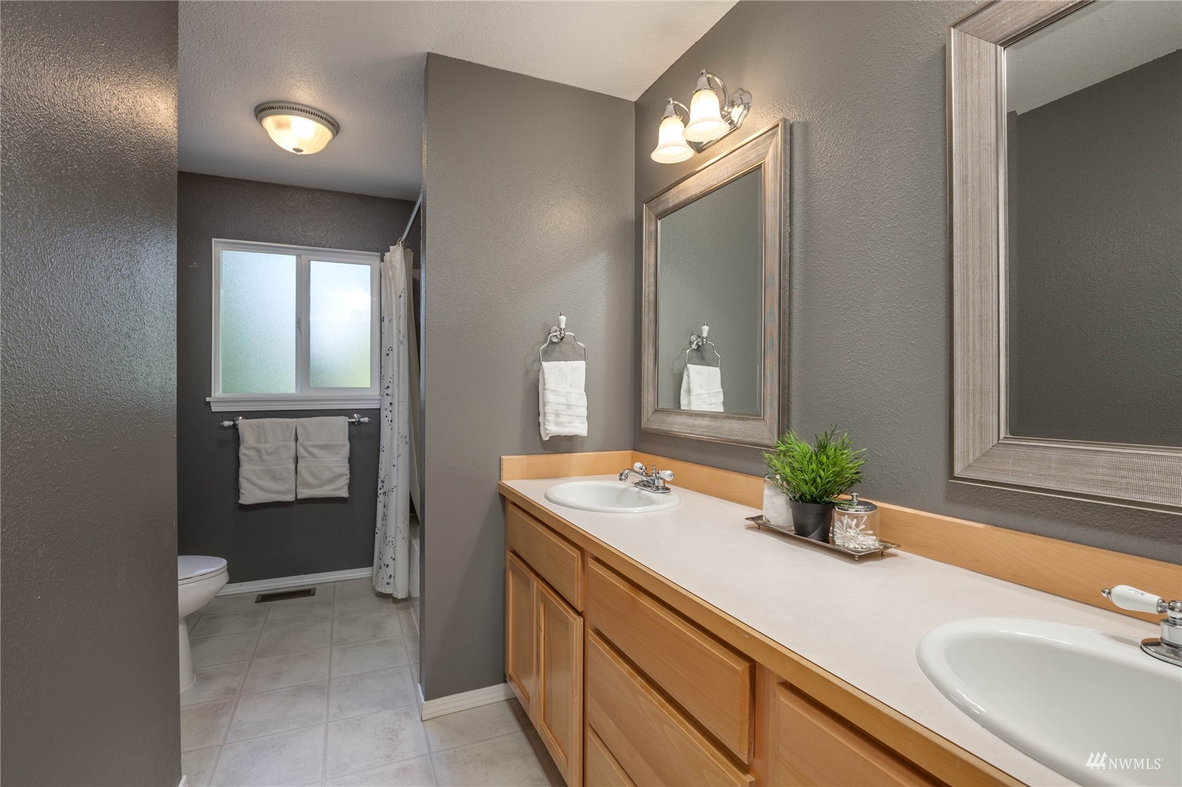 19711 144th Place Southeast Renton, WA 98058 - Photo 17 of 33 Gallery Image 17