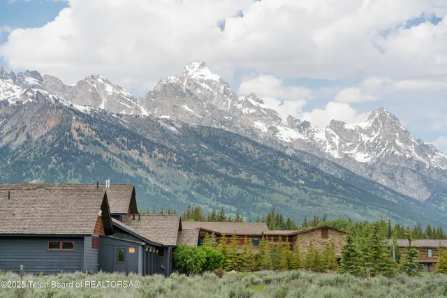 $5,900,000 | 500 East Solitude Drive, Jackson, WY 83001