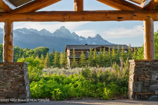 $5,900,000 | 500 East Solitude Drive, Jackson, WY 83001