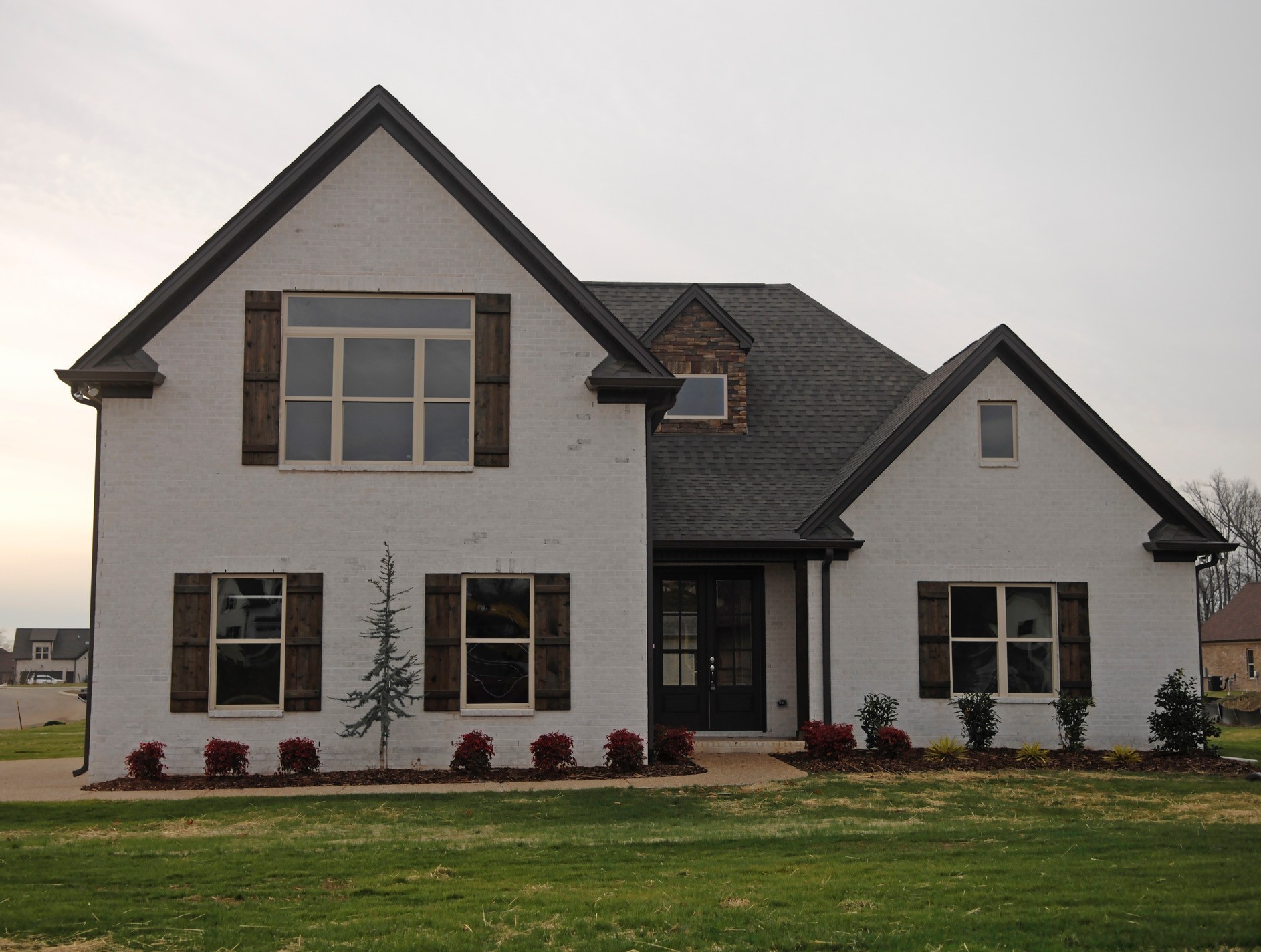 814 Ridgestone Place Lebanon, TN 37087 - Photo 1 of 16 a front view of house with yard and green space