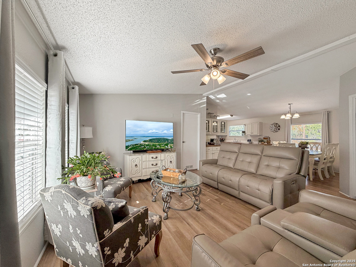 7662 Jessica Lane Spring Branch, TX 78070 - Photo 15 of 46