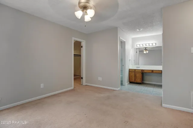 $139,900 | 237 Woodland Circle, New Iberia, LA 70563