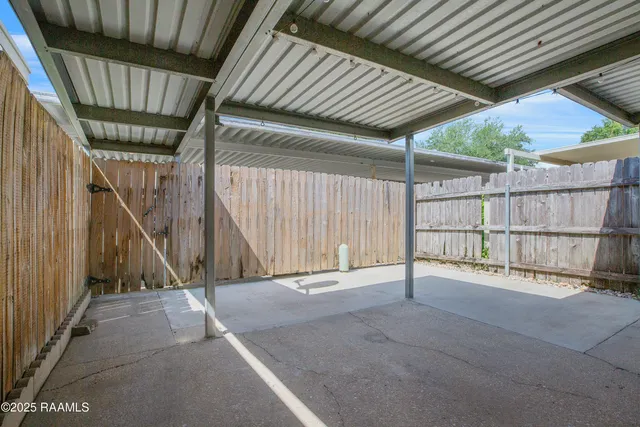 $139,900 | 237 Woodland Circle, New Iberia, LA 70563