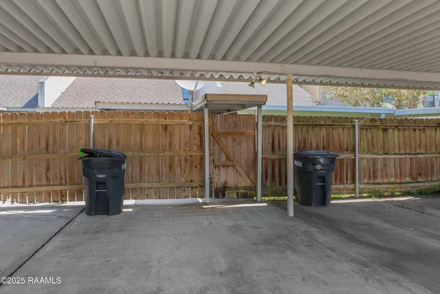 $139,900 | 237 Woodland Circle, New Iberia, LA 70563