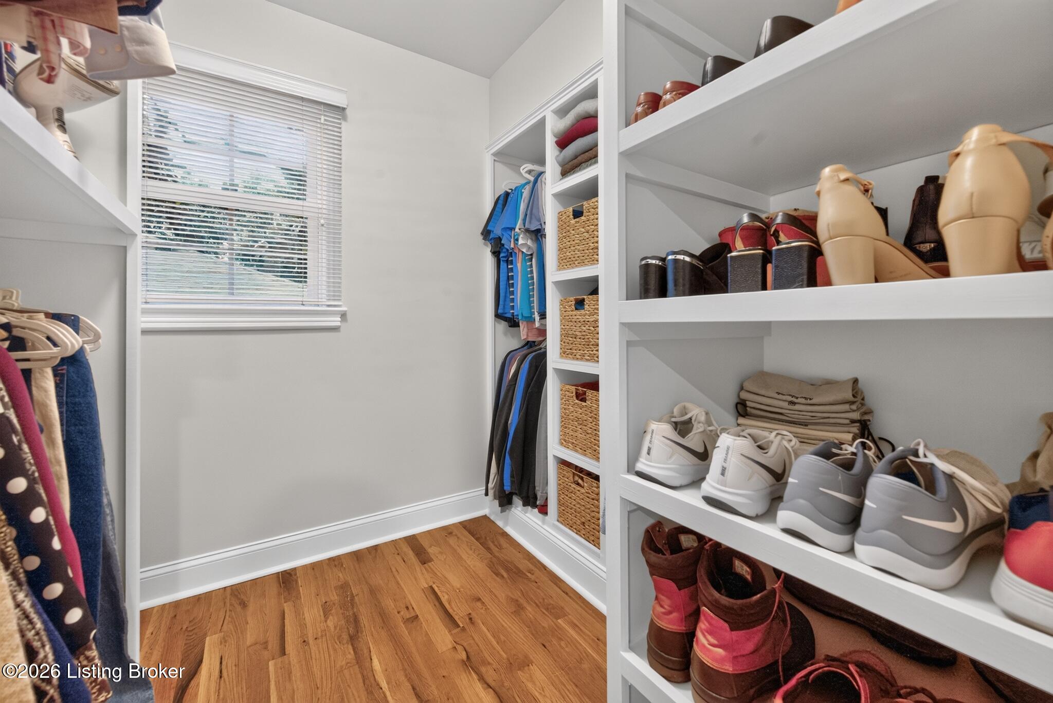 306 Garden Road Lexington, KY 40502 - Photo 24 of 79 Primary Walk in Closet