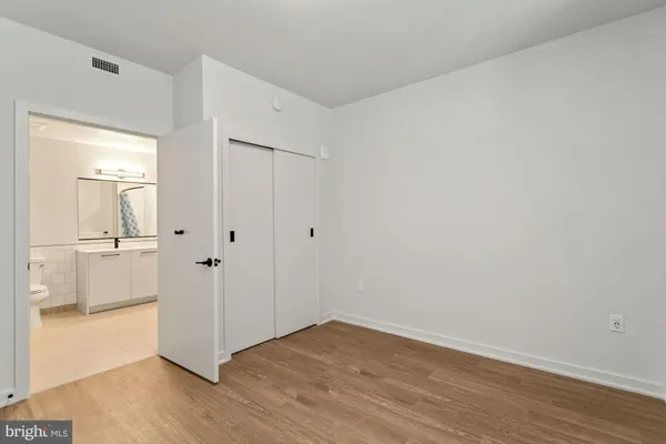 $2,200 | 1625 Eckington Place Northeast, Unit 515, Washington, DC 20002