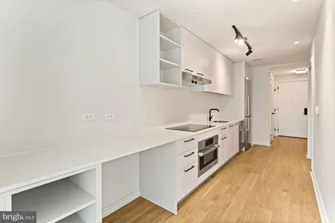 $1,995 | 1625 Eckington Place Northeast, Unit 515, Washington, DC 20002