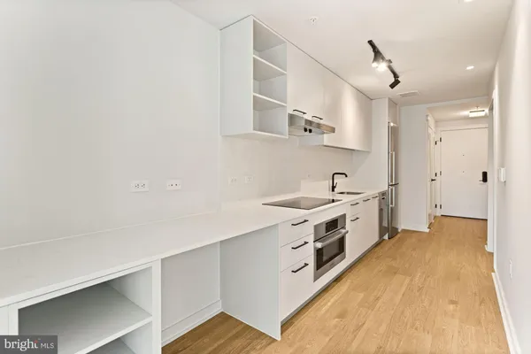 $2,200 | 1625 Eckington Place Northeast, Unit 515, Washington, DC 20002