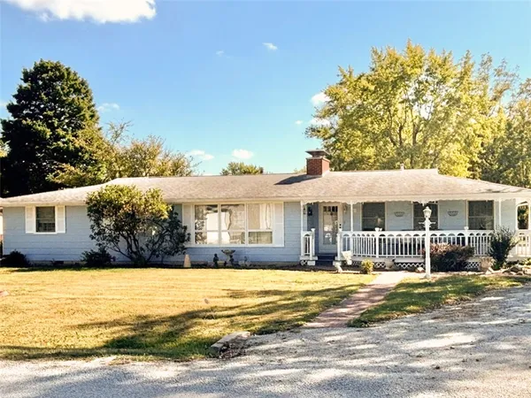 $180,000 | 501 East Elizabeth Street, Greenup, IL 62428