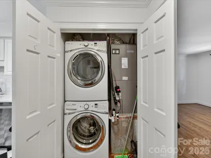 $239,000 | 103 South Laurel Avenue, Unit 83B, Charlotte, NC 28207