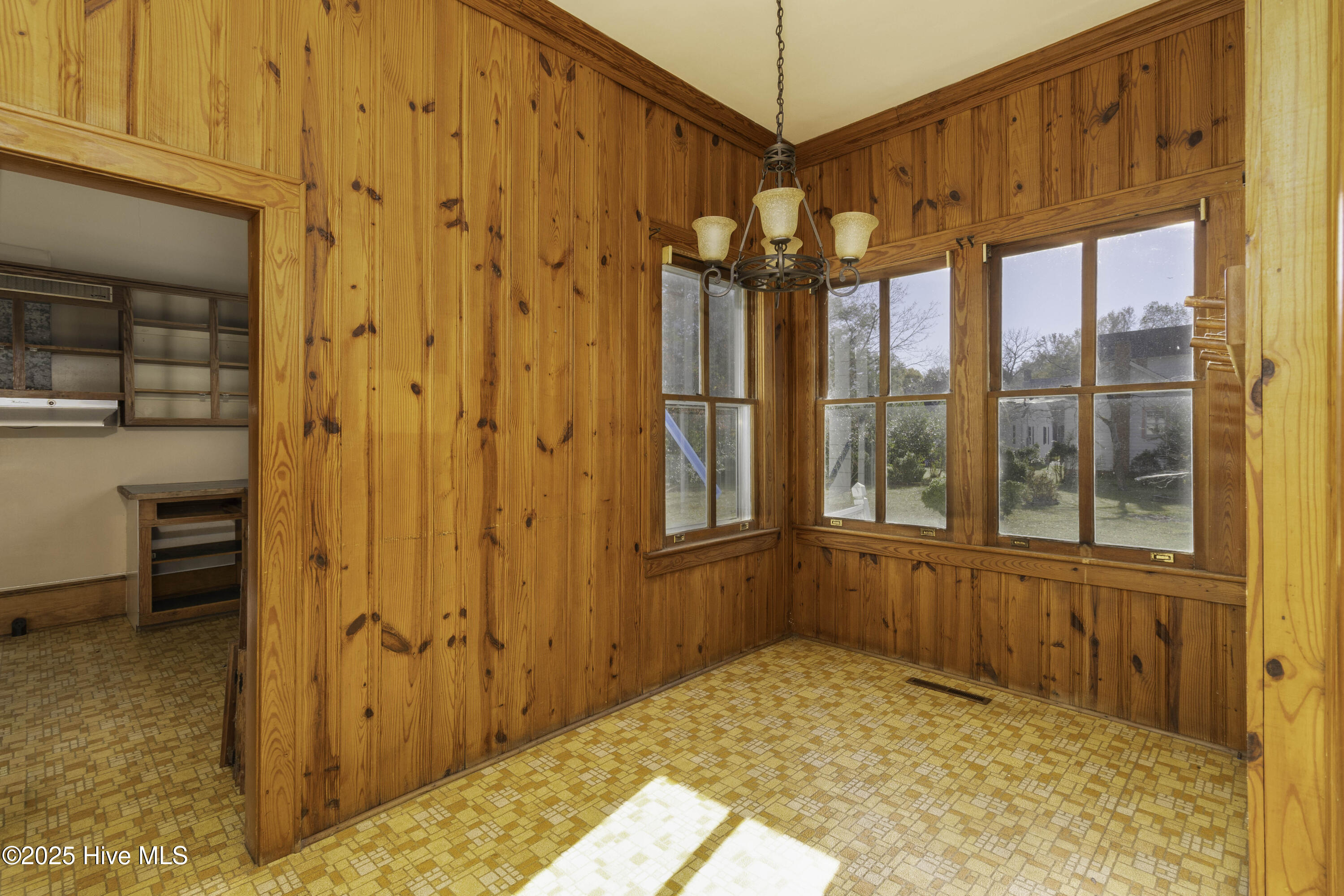 103 East Pitt Street Windsor, NC 27983 - Photo 12 of 33 Breakfast Rm