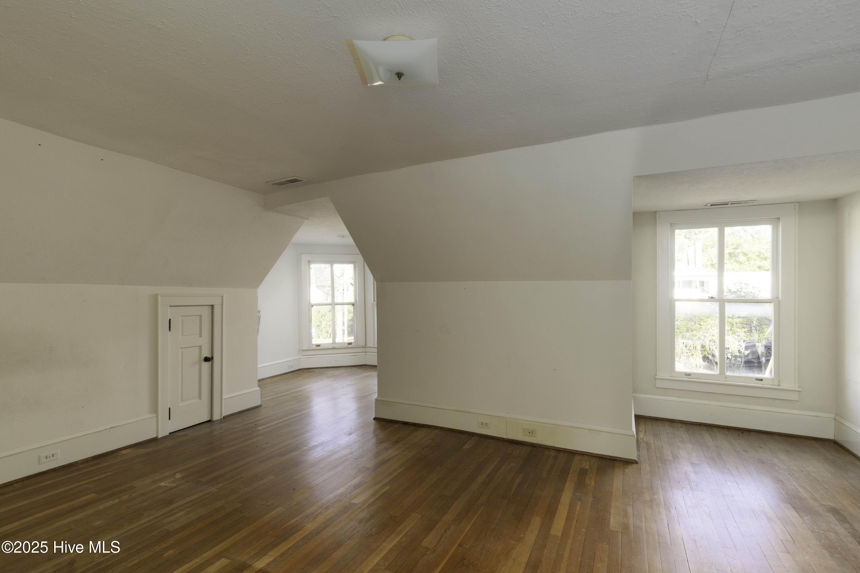 103 East Pitt Street Windsor, NC 27983 - Photo 23 of 33 Upstairs BR 1