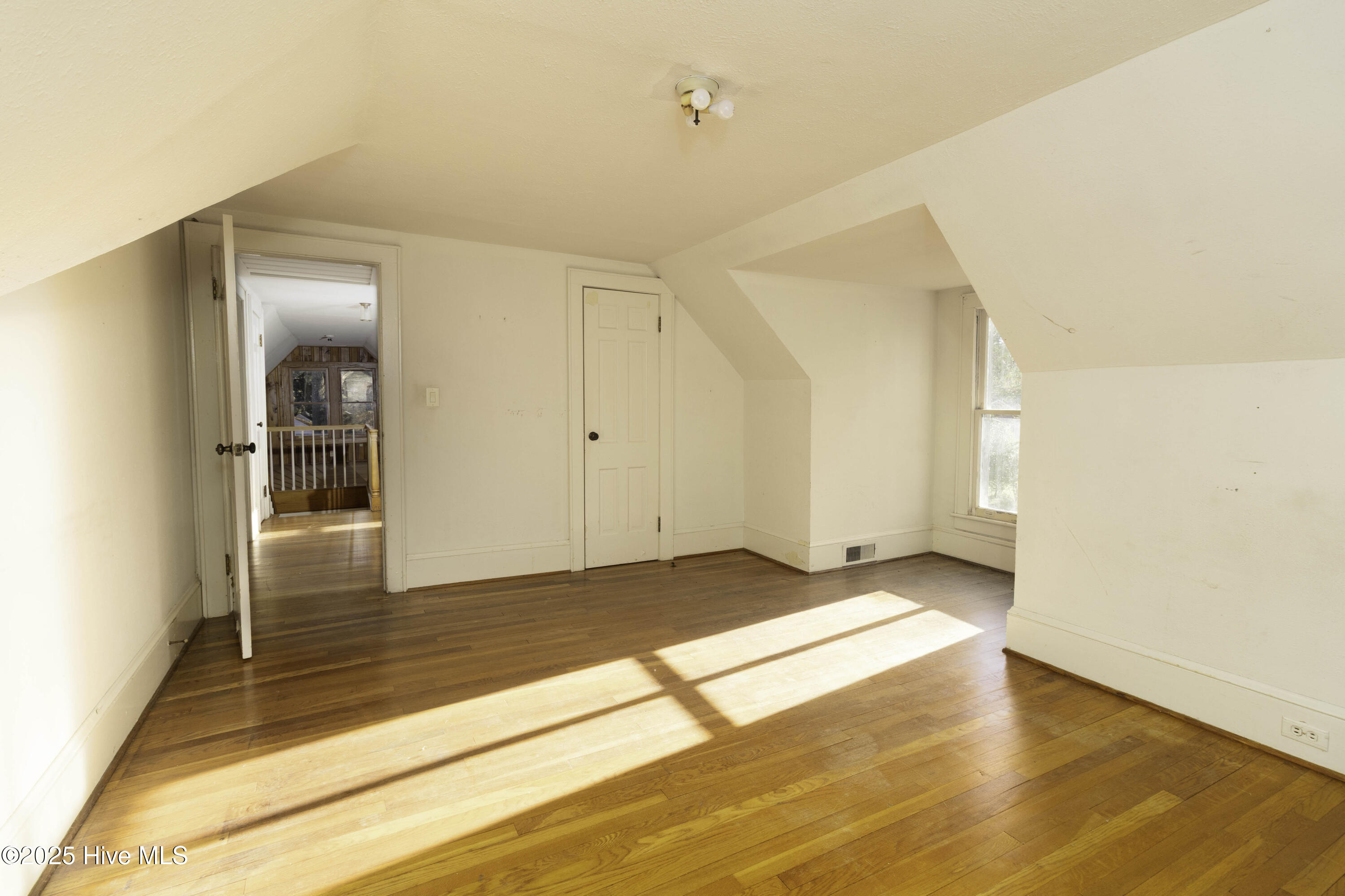 103 East Pitt Street Windsor, NC 27983 - Photo 27 of 33 Upstairs BR 2