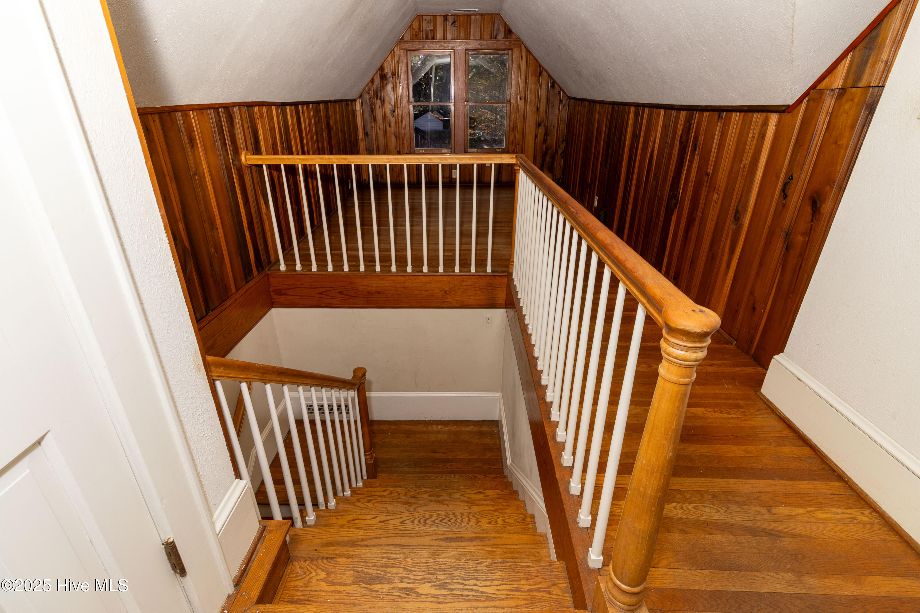 103 East Pitt Street Windsor, NC 27983 - Photo 28 of 33 Upstairs